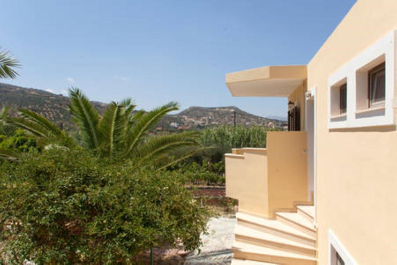 Makis Apartments Sitia  Exterior photo